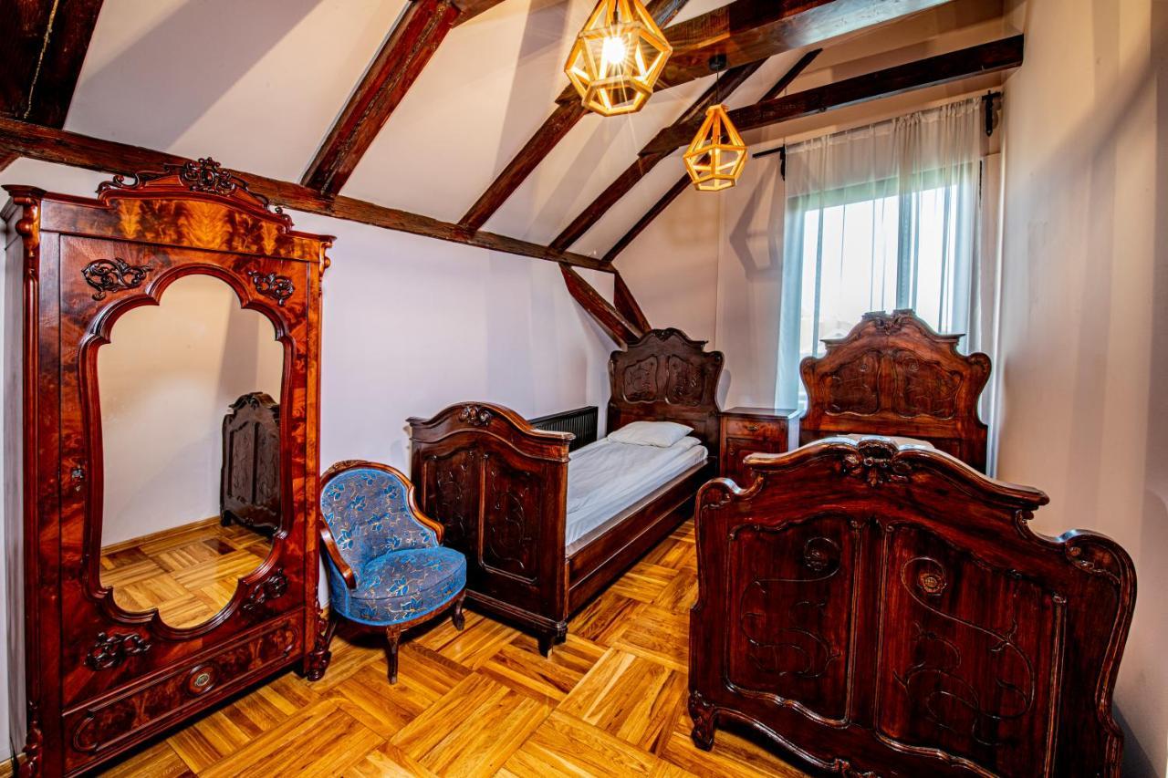 Hotel Poesis Сату-Маре Экстерьер фото