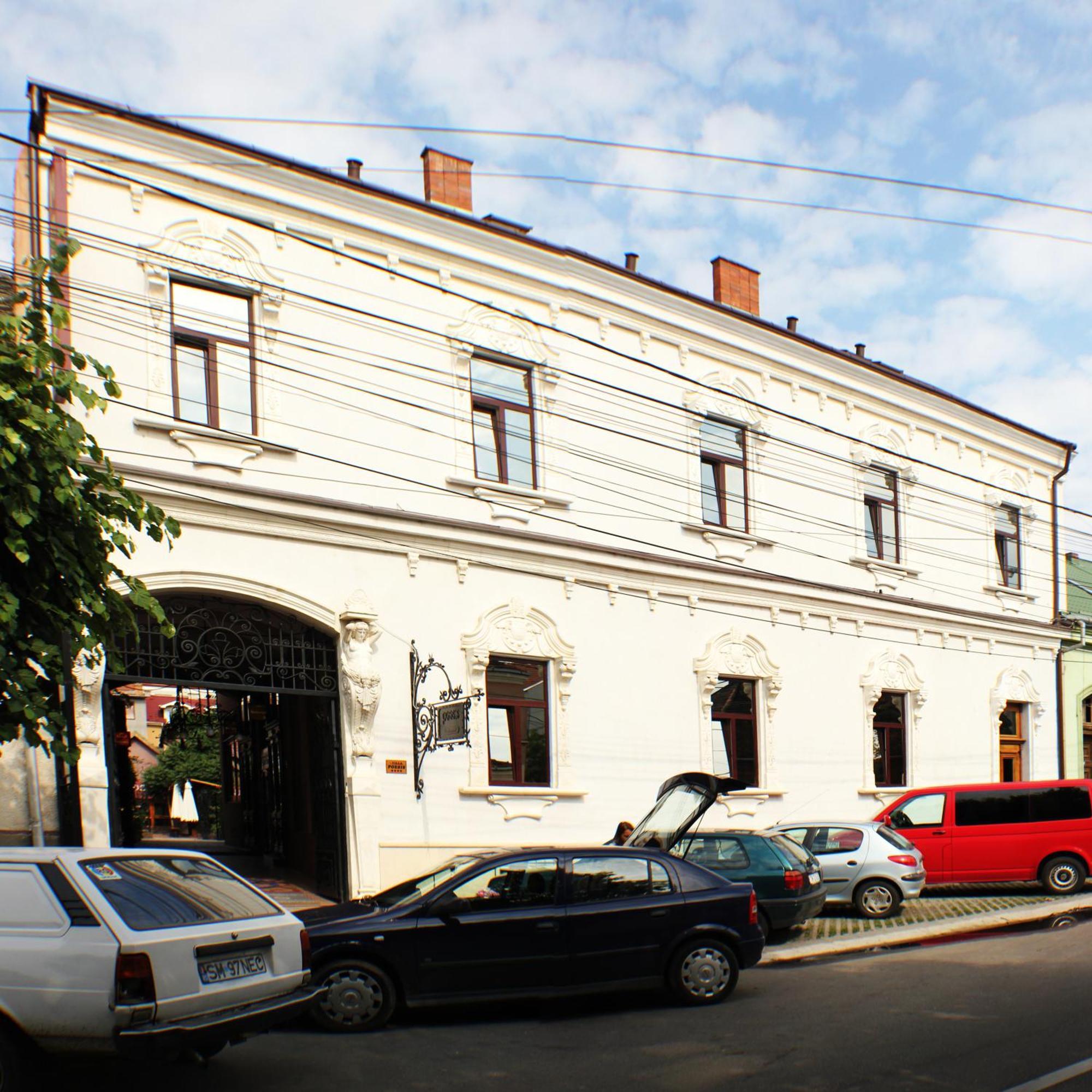Hotel Poesis Сату-Маре Экстерьер фото