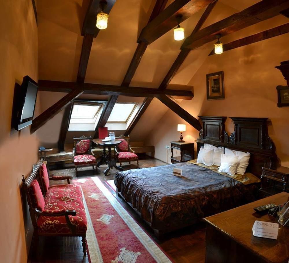 Hotel Poesis Сату-Маре Экстерьер фото